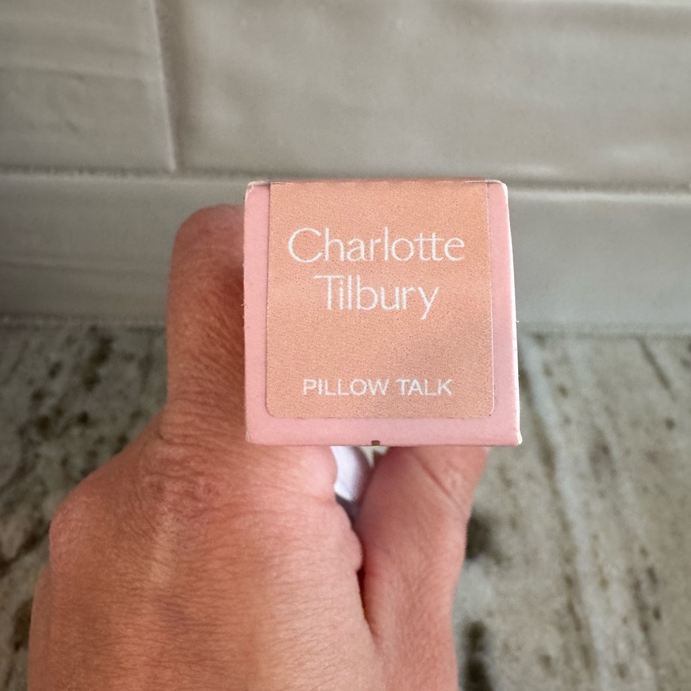 Charlotte Tilbury Beauty Light Wand Pillow Talk NIB - Picture 2 of 3